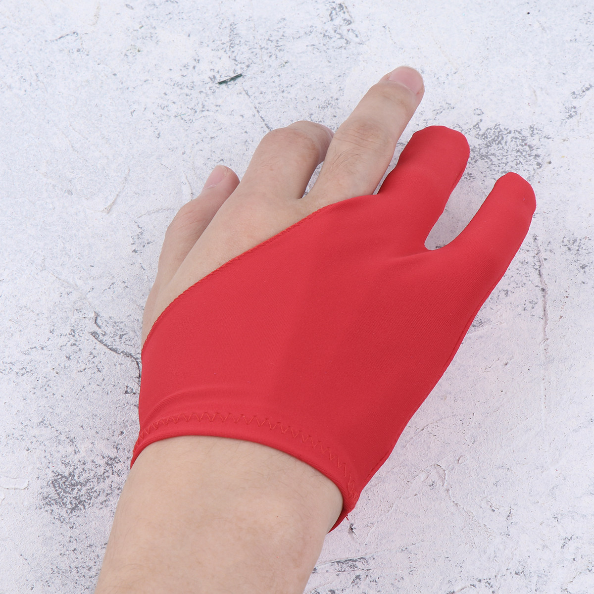 قطعتان من قفازات الرسم للفناني - مراجعة Drawing Glove Artist وسعره